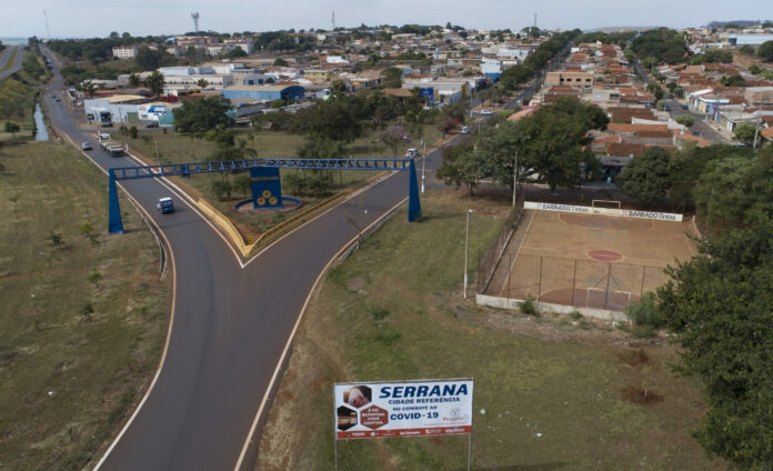 An aerial view of the entrance of Serrana, Sao Paulo state, Brazil, Friday, May 28, 2021. Photo: Andre Penner / AP