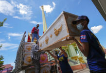 Sinovac-Dosed Thai Health Workers to Get Astrazeneca Booster