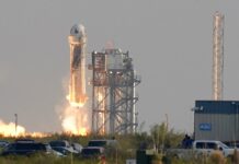 Jeff Bezos Blasts Into Space on Own Rocket: ‘Best Day Ever!’
