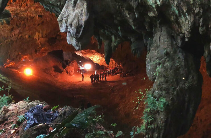 ‘Free Solo’ Filmmakers Swap Peaks for Depths in ‘The Rescue’