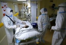 Russians to Stay Off Work for a Week as Virus Deaths Rise