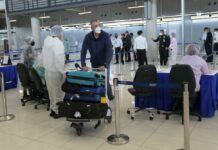 Thailand Reimposes Quarantine as Concerns Grow Over Omicron