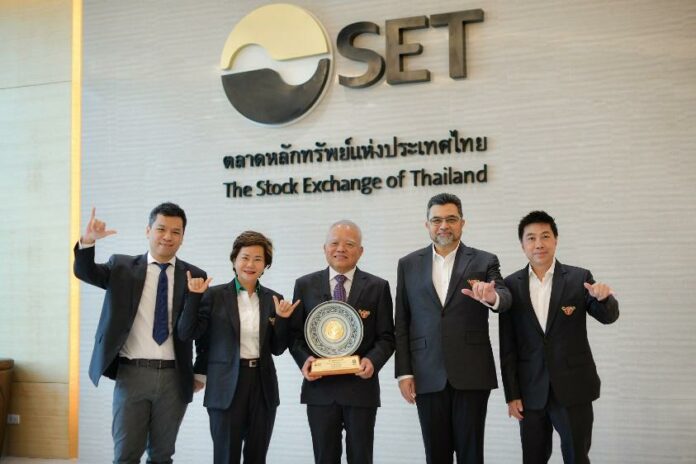 Sathien Setthasit leads Carabao Group to three SET Awards 2021 Top honours for CEO, performance and innovation