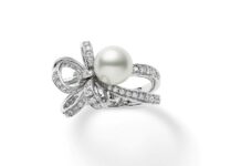 MIKIMOTO celebrates the fete of love with “Valentine 2022” collection as precious gifts that represent pure love