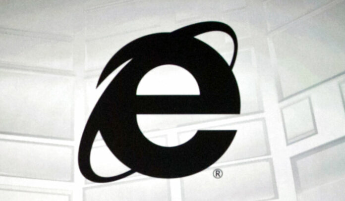 FILE - The Microsoft Internet Explorer logo is projected on a screen during a Microsoft Xbox E3 media briefing in Los Angeles, June 4, 2012. Photo: Damian Dovarganes / AP File FILE - The Microsoft Internet Explorer logo is projected on a screen during a Microsoft Xbox E3 media briefing in Los Angeles, June 4, 2012. Photo: Damian Dovarganes / AP File