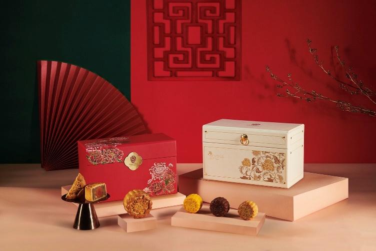 6 Luxury Mooncake Gift Boxes Winning Over Shoppers This Mid-Autumn