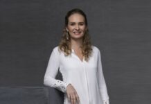 Caroline Link honoured ‘outstanding female leader’ for doing business with social responsibility and environmental friendliness