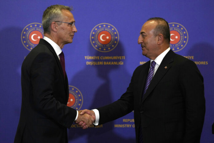 NATO Secretary General Jens Stoltenberg left, shakes hands with Turkish Foreign Minister Mevlut Cavusoglu following a press conferences in Istanbul, Thursday, Nov. 3, 2022. Photo: Khalil Hamra / AP NATO Secretary General Jens Stoltenberg left, shakes hands with Turkish Foreign Minister Mevlut Cavusoglu following a press conferences in Istanbul, Thursday, Nov. 3, 2022. Photo: Khalil Hamra / AP