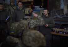 Zelenskyy Preparing to Visit DC, After Tour of War’s Front In this photo provided by the Ukrainian Presidential Press Office, Ukrainian President Volodymyr Zelenskyy, right, awards a serviceman at the site of the heaviest battles with the Russian invaders in Bakhmut, Ukraine, Tuesday, Dec. 20, 2022. Photo: Ukrainian Presidential Press Office via AP
