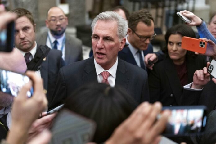 Rep. Kevin McCarthy, R-Calif., talks to reporters as he leaves the House floor after the House voted to adjourn for the evening as the House met for a third day to try and elect a speaker and convene the 118th Congress on Capitol Hill in Washington, Thursday, Jan. 5, 2023. Photo: Jose Luis Magana / AP