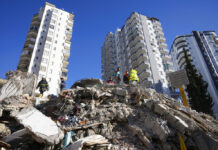 Turkey Detains Building Contractors as Quake Deaths Pass 33K