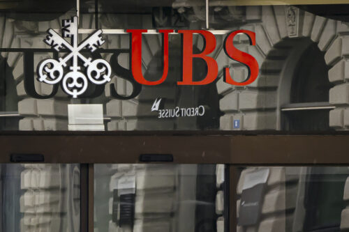 Credit Suisse, UBS Shares Plunge After Takeover Announcement