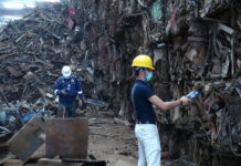 Radioactive Cylinder Found at Prachinburi Plant Poses No Public Risk, Officials Say Personnel from the Office of Atoms for Peace use radiation detectors to locate the missing radioactive cylinder at a metal factory in Prachinburi province on Mar. 19, 2023.