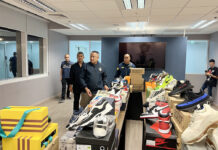 Arrest a Gang Selling counterfeit Brand-name Products to Foreigners