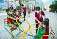 Vietnam To Greet 100 Millionth Citizen in April