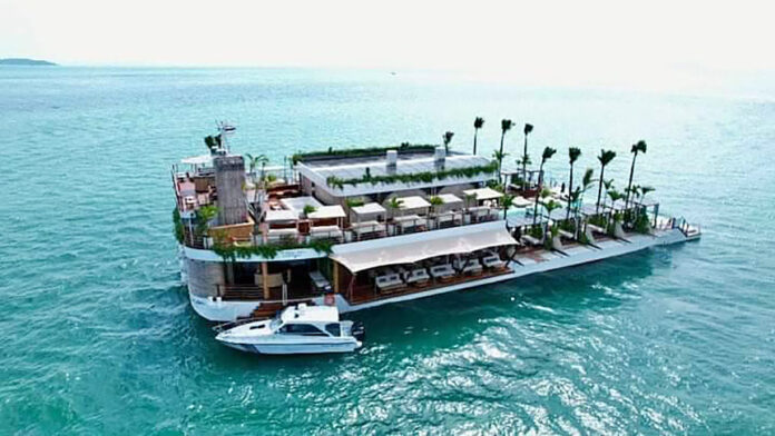 Yona Beach Club Phuket1