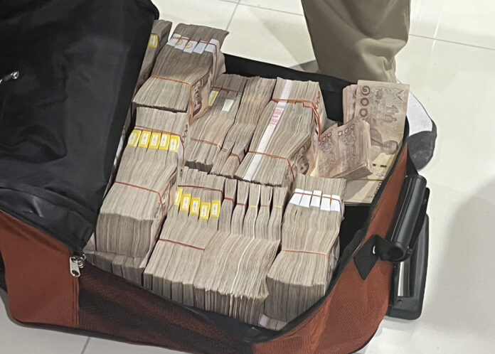 embezz3