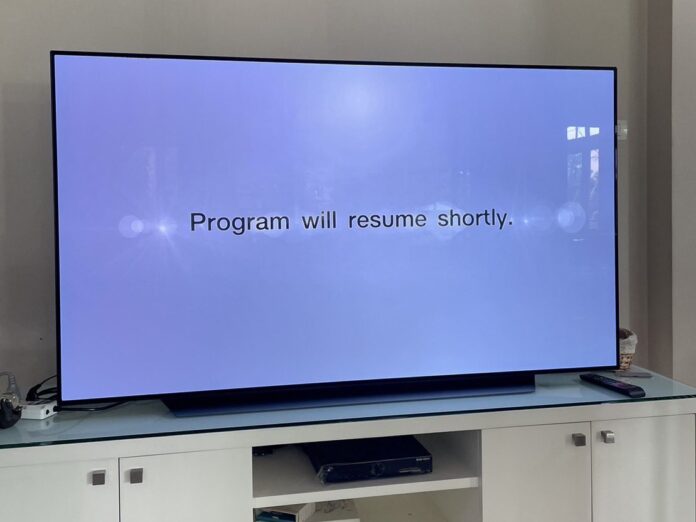 A censor notice on True Visions cable TV. Photo: Thanyarat Doksone / Twitter