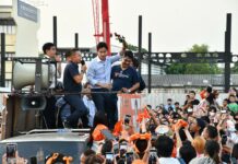 Opinion: The Fear of Pita and Move Forward Gov’t Explained Move Forward Party leader Pita Limjaroenrat waves to his supporters in Samut Prakan province on May 26, 2023.