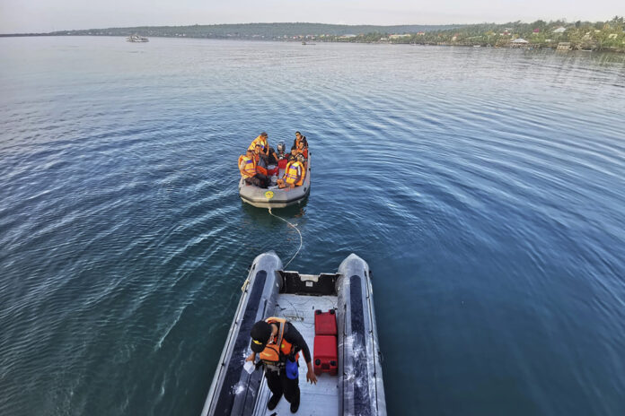 Indonesia Boat Sinks