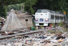 How Picture of a Japanese Train Help Clean up Trash in Bangkok?