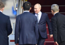 Putin Begins Visit in China Underscoring Ties Amid Ukraine War and Israeli-Palestinian Conflict