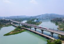 Indonesian President Declares Operation of Jakarta-Bandung High-Speed Railway