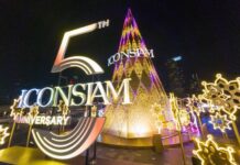 Celebrating the 5th Anniversary of ICONSIAM With a Christmas Tree Powered by Solar Energy