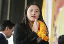Newly Elected Progressive Thai Lawmaker Sentenced to 6 Years for Defaming Monarchy