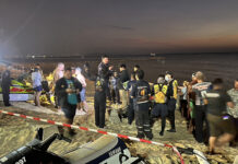 29 People Are Saved From A Pattaya Sea Passenger Boat Capsize