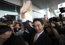 Opinion: Move Forward Party is Prepared for Its “Day Zero:” What About Its Supporters & Thailand? Former leader of Move Forward Party Pita Limjaroenrat, center, waves to his supporters as he leaves Constitutional Court in Bangkok, Thailand, Wednesday, Jan. 24, 2024. The court ruled Wednesday that popular politician Pita, who was blocked from becoming prime minister even though his party placed first in last year’s election, did not violate the election law and can retain his seat in Parliament. Photo: Sakchai Lalit / AP