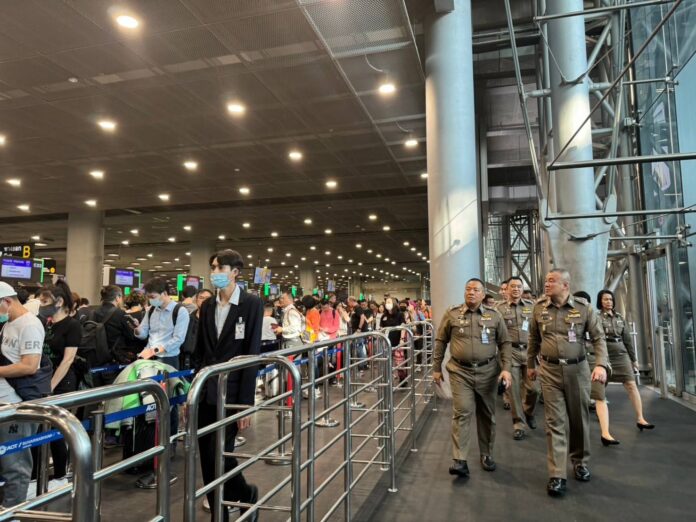 Immigration officials inspect the immigration checkpoint at Suvarnabhumi Airport on Feb. 6, 2024. Immigration officials inspect the immigration checkpoint at Suvarnabhumi Airport on Feb. 6, 2024.