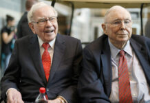 In His Annual Letter, Warren Buffett Tells Investors To Ignore Wall Street Pundits
