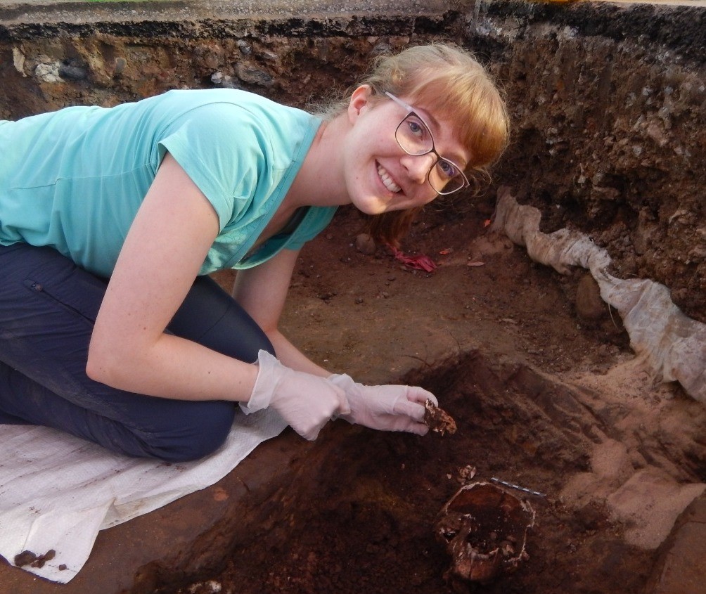 Dr. Selina Carlhoff