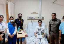 A Tourist Injured in Phuket Parasailing Returns to China Parasailing