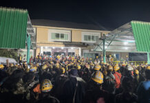 Protests Erupt as Rayong Construction Crane Collapses