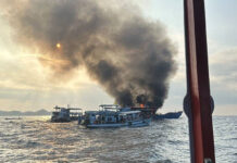 Panicked Passengers Jump Into Koh Tao Sea When Fire Breaks Out panicked