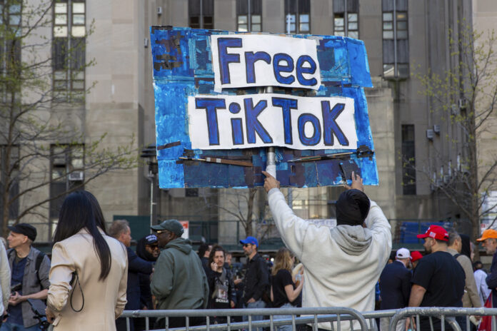 Congress TikTok