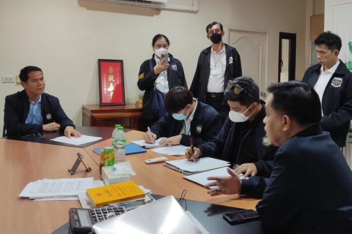 Officials inspect documents of a tour operator in Bangkok’s Wang Thonglang district suspected of acting as nominee for foreign business on April 3, 2024. Officials inspect documents of a tour operator in Bangkok’s Wang Thonglang district suspected of acting as nominee for foreign business on April 3, 2024.