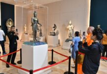 Opinion: An Open Letter to Cambodians Regarding the Repatriations of “The Golden Boy” Statue to Thailand Visitors take photo of the Standing Shiva (also known as the Golden Boy statue) at the National Museum in Bangkok on May 23, 2024.