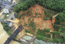 Rescuers Find Family of 6 Dead in Landslide in Eastern China, as Severe Weather Warning Extended