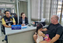 Australian Seeks Son in Phuket, Finds Him Quickly in Bangkok