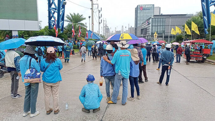 worker protest chonburi1 workers