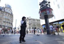 London Police Say a Girl and a Woman Were Stabbed in Leicester Square