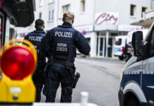 Islamic State Group Claims Responsibility for Knife Attack that Killed 3 in Germany