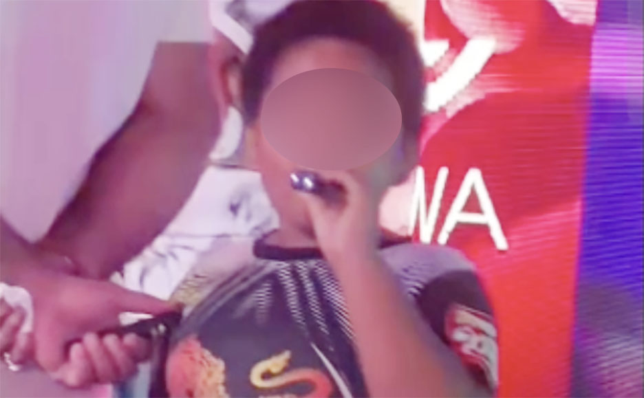boy ecigarette3