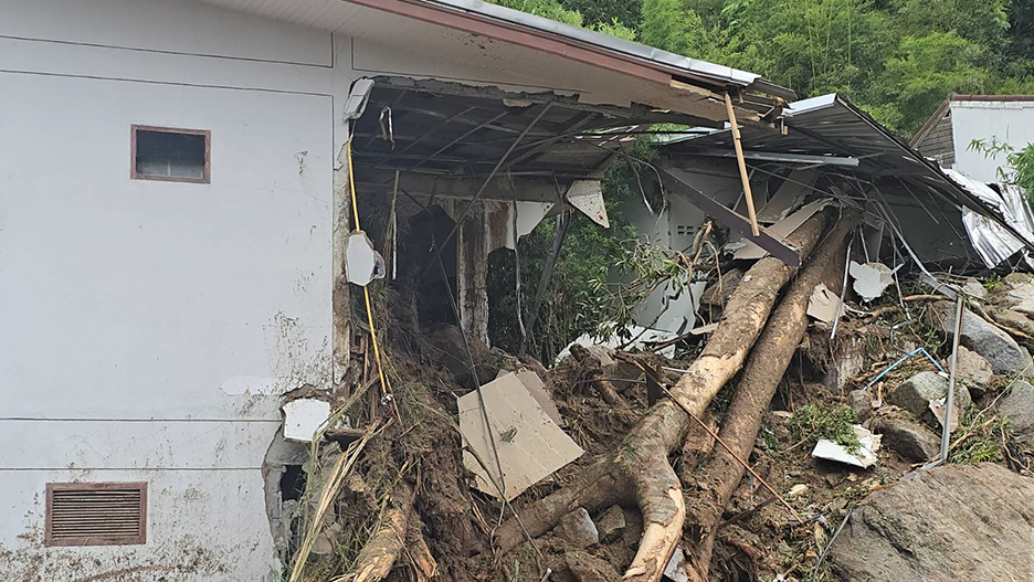 phuket landslide2
