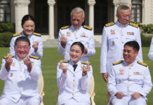 Paetongtarn Begins Prime Minister Role in Divisive Climate Paetongtarn