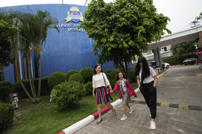 China's New Migrants Thailand