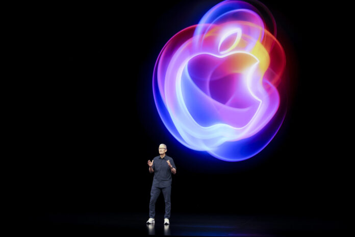 APTOPIX Apple Showcase iPhone